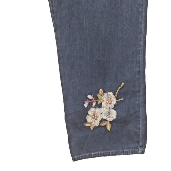 GRAFF Jeans blue Womens Pull-on 10P Petite STRETCH embroidered flowers Pockets - Picture 2 of 8